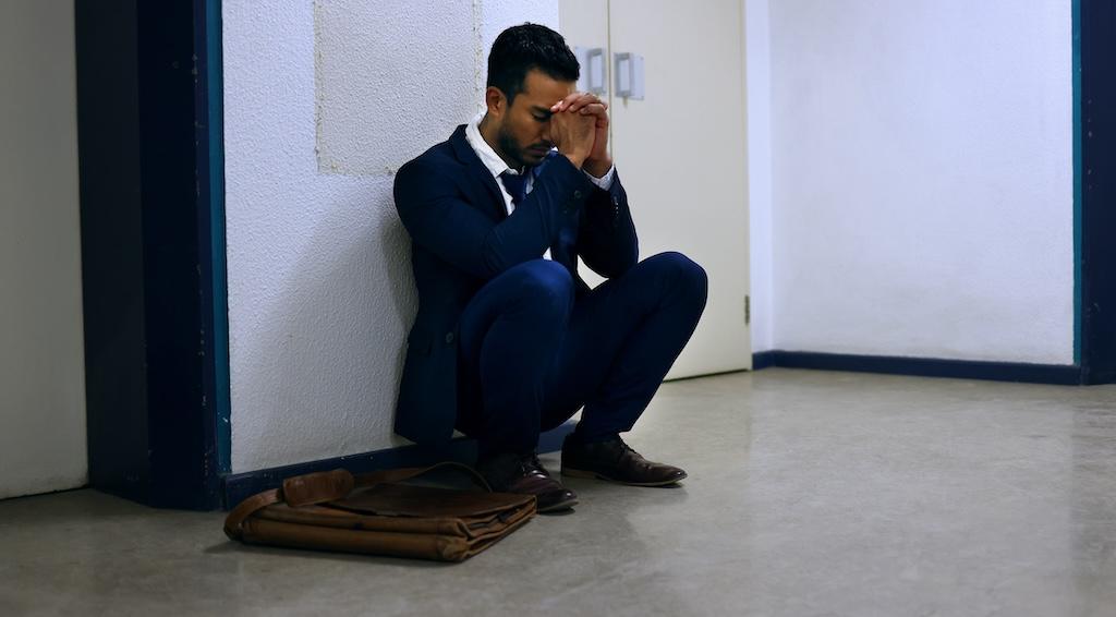 identifying indicators of closet alcoholism