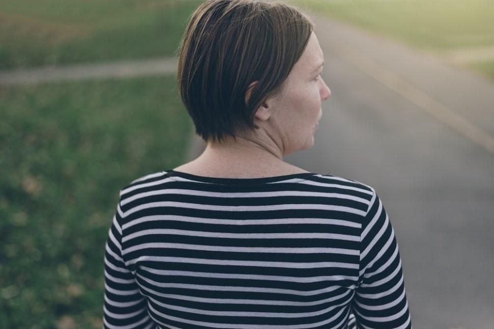 What are the early signs of addictive behavior?
